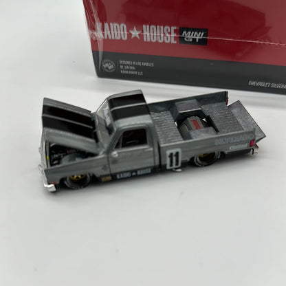 Kaido House (x MiniGT) - Chase #066 - Red Chevrolet Silverado Kaido V1