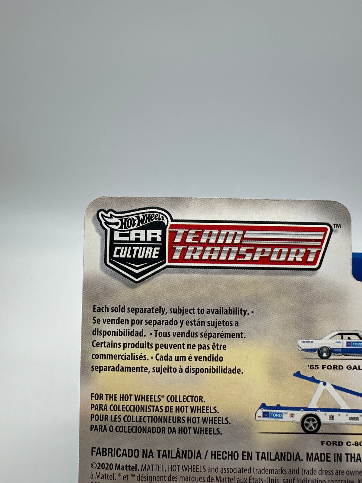 Hot Wheels Car Culture Team Transport - #39 Yellow Mercedes-Benz 300 SEL 6.8 AMG & Fleet Flyer