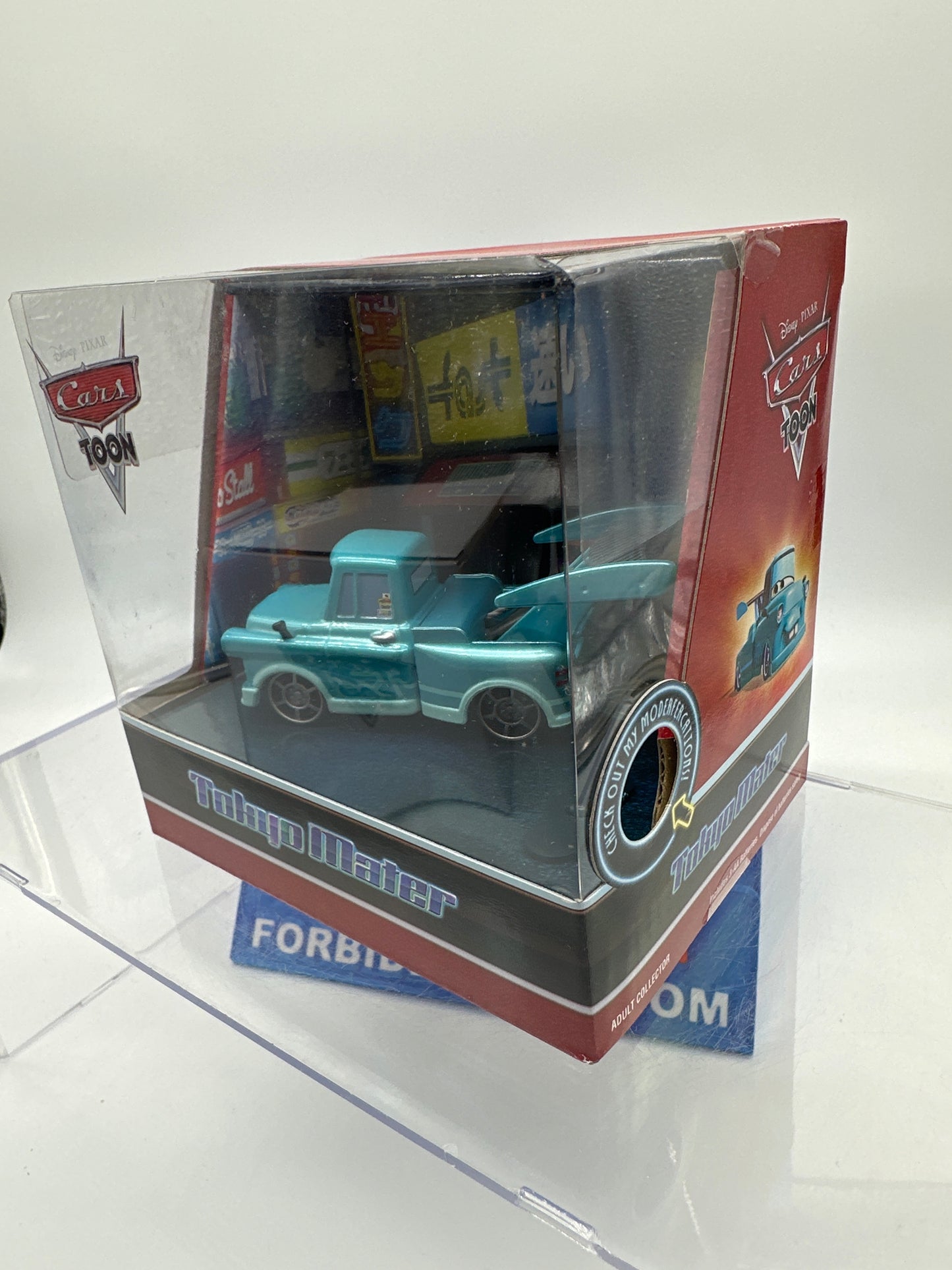 Disney Pixar Cars Movie - 2010 SDCC Comic Con Exclusive - Toon Tokyo Mater w/ Lights & Display