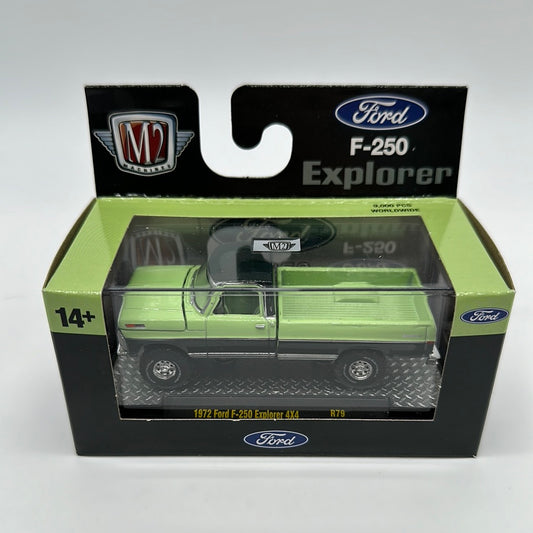 M2 Machines Acrylic Boxed Car - R79 - Green 1972 Ford F-250 Explorer 4x4