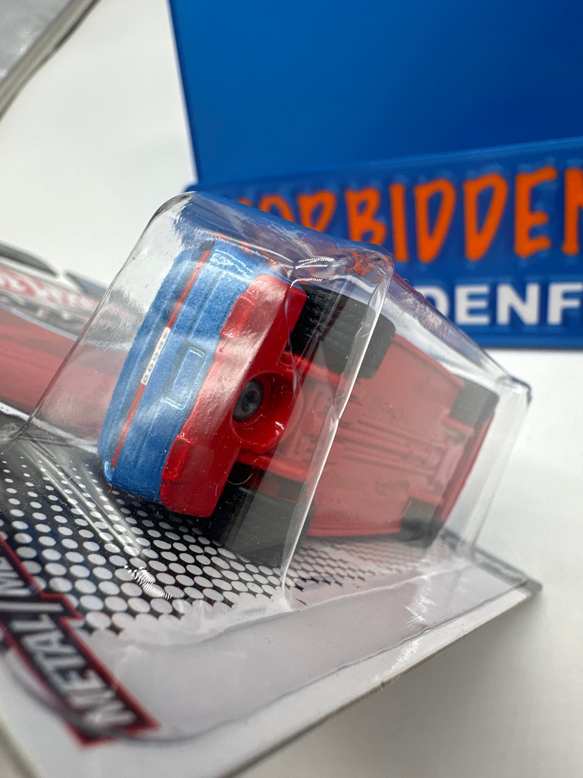 Hot Wheels Premium - HW Garage Series (Mopar) - Blue & Red 2008 Dodge Challenger SRT8 (#8/15)