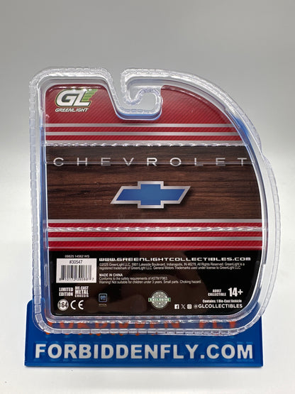 GreenLight - 2025 Hobby Exclusive - #30547 - 1972 Chevy Cheyenne C10 - Red - Regular Edition