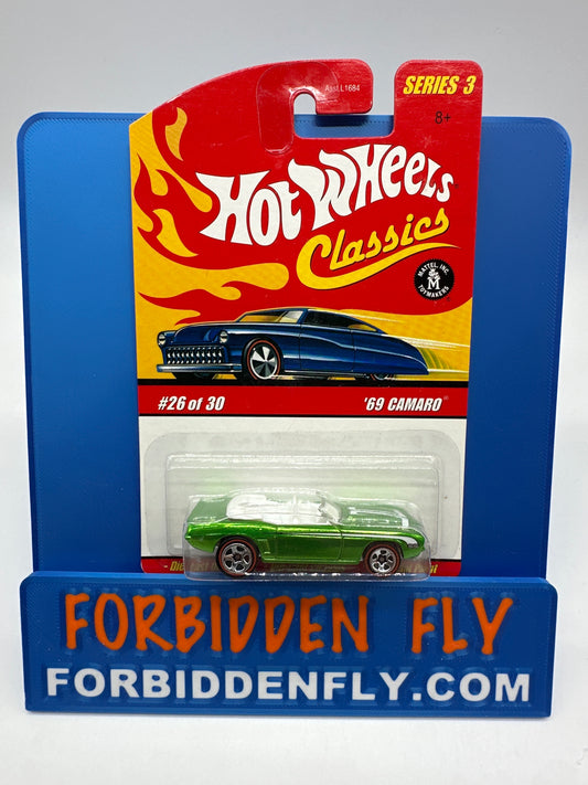 Hot Wheels Classics - Series 3 #26 of 30 - Green ‘69 Camaro