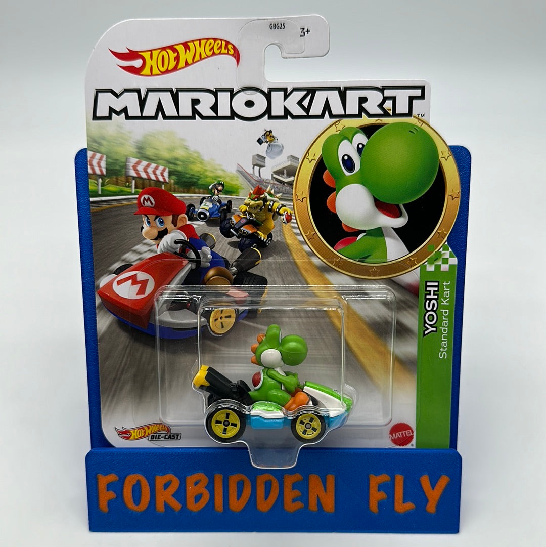 Hot Wheels Mario Kart - Character Kart - Green Yoshi and Standard Kart