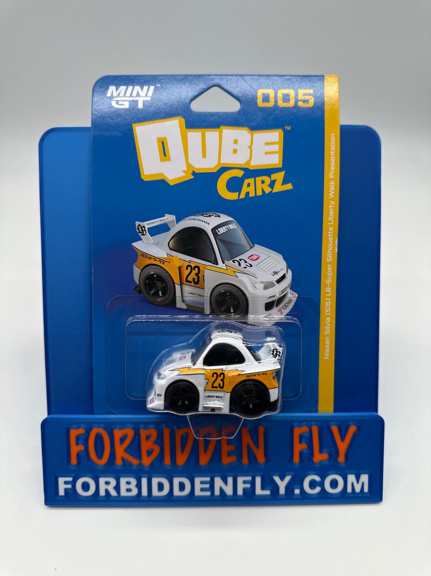 Mini GT Qube Carz - #005 Nissan Silvia (S15) LB-Super Silhouette Liberty Walk Presentation