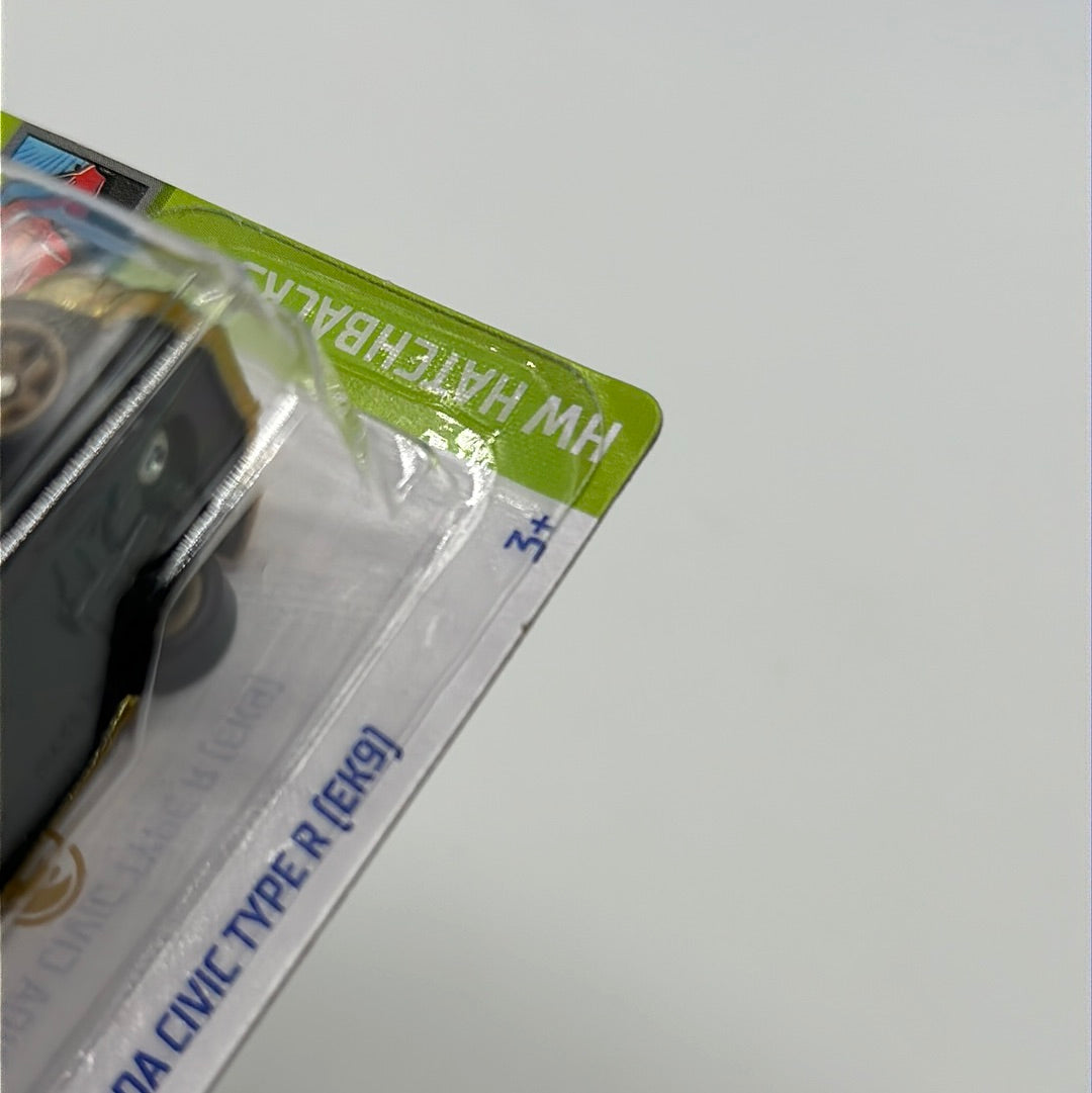 Hot Wheels 2022 F Case Super Treasure Hunt - Gold ‘99 Honda Civic Type R (EK9)