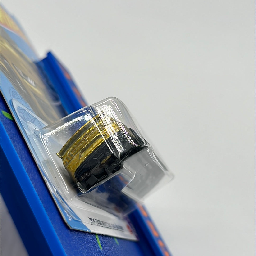 Hot Wheels 2021 Super Treasure Hunt - Factory Stickered - 2020 Ford Mustang Shelby GT500