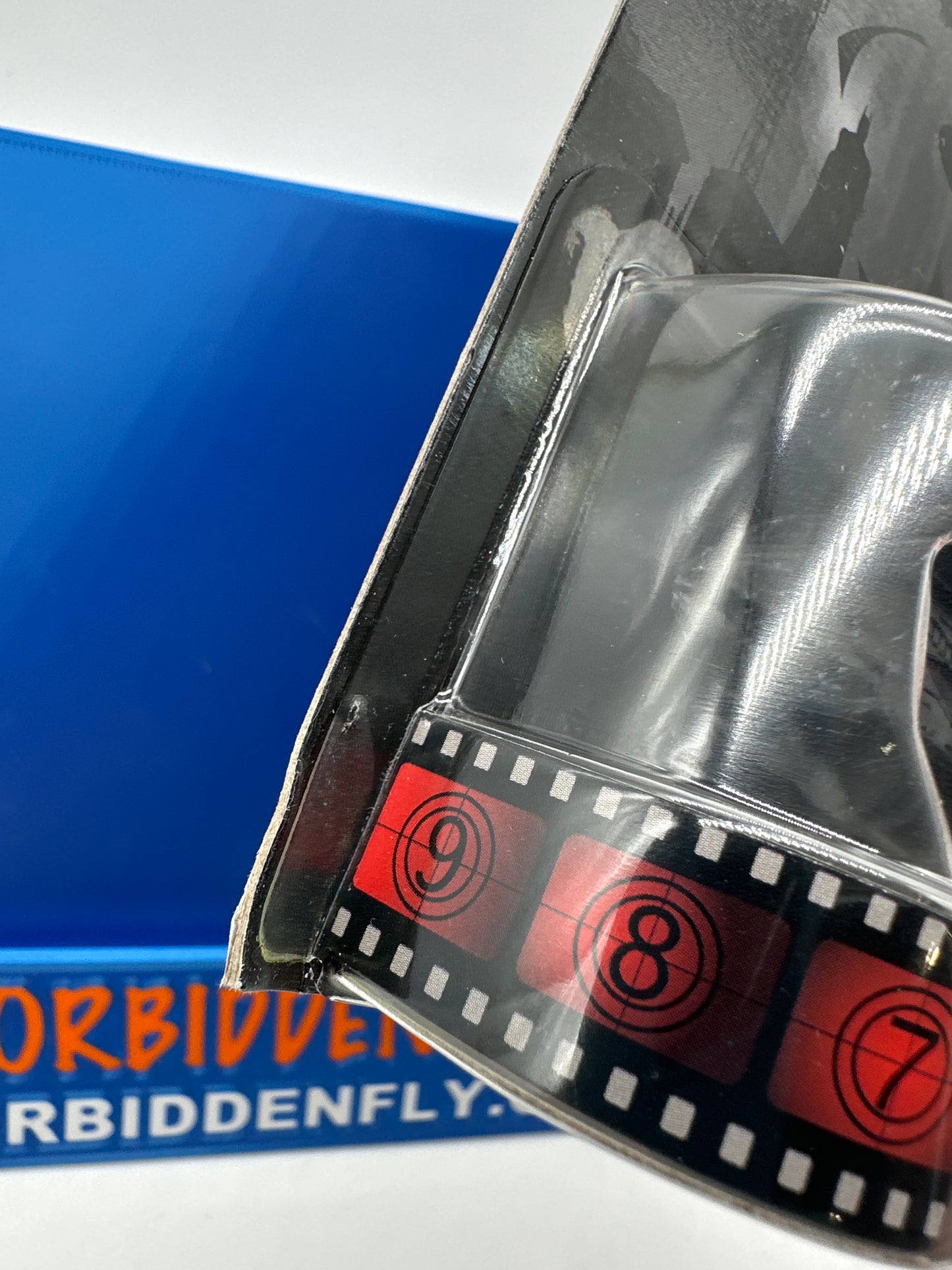 Hot Wheels 2017 Retro Entertainment Premium Single - DC Batman vs Superman (Grey Shadow Logo Card) Batwing (Movie Reel Packaging)