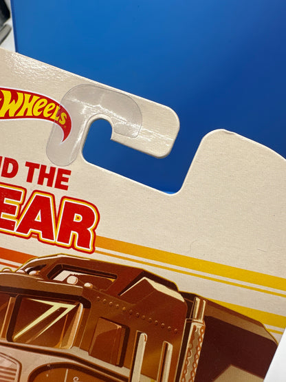 Hot Wheels Retro Entertainment Premium Single - 2014 BJ and the Bear Thunder Roller (Movie Reel Packaging)