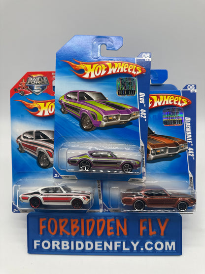 Hot Wheels Mainline - 2009 Factory Stickered - Muscle Mania Series - Olds 442 - Lot Of 3