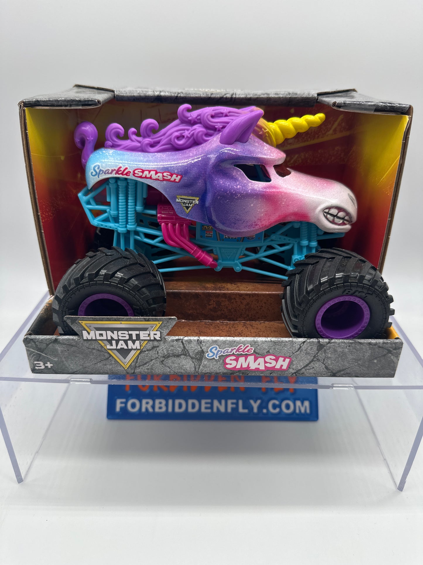 Spin Master Monster Jam Monster Trucks - Series 26 1:24 Scale - Sparkle Smash