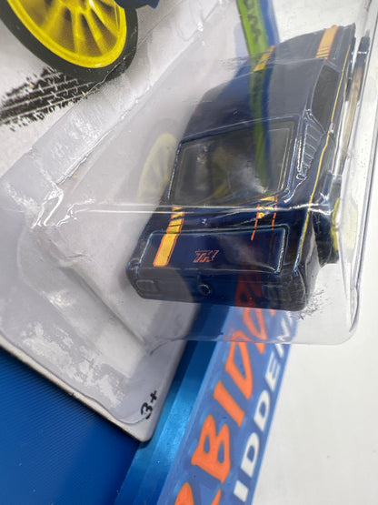 Hot Wheels Super Treasure Hunt - 2015 L Case - ‘65 Mustang 2+2 Fastback