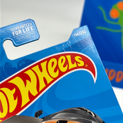 Hot Wheels 2021 Super Treasure Hunt - K&N Corvette C7 Z06 Convertible