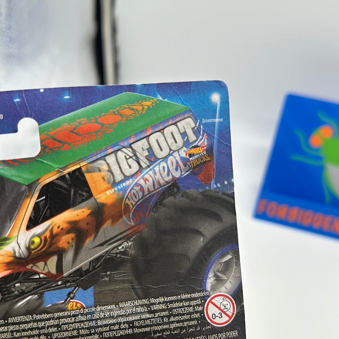 Hot Wheels - Monster Trucks Live (Show Exclusive) - Party Crusher Hot Wheels Mashup Truck