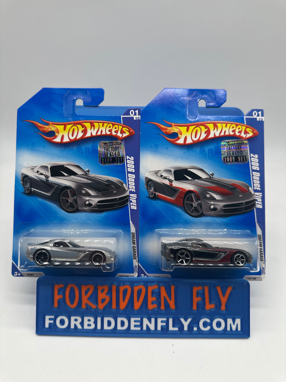 Hot Wheels Mainline - 2009 Factory Stickered - Dream Garage Series - 2006 Dodge Viper - Lot Of 2