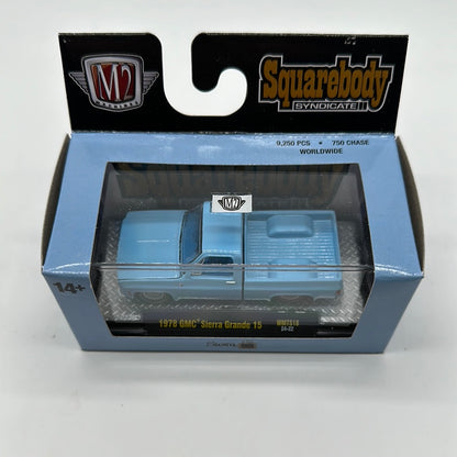 M2 Machines - Acrylic Boxed Release WMTS18 - Squarebody Syndicate Series 3 - 1978 GMC Sierra Grande 15 - Blue