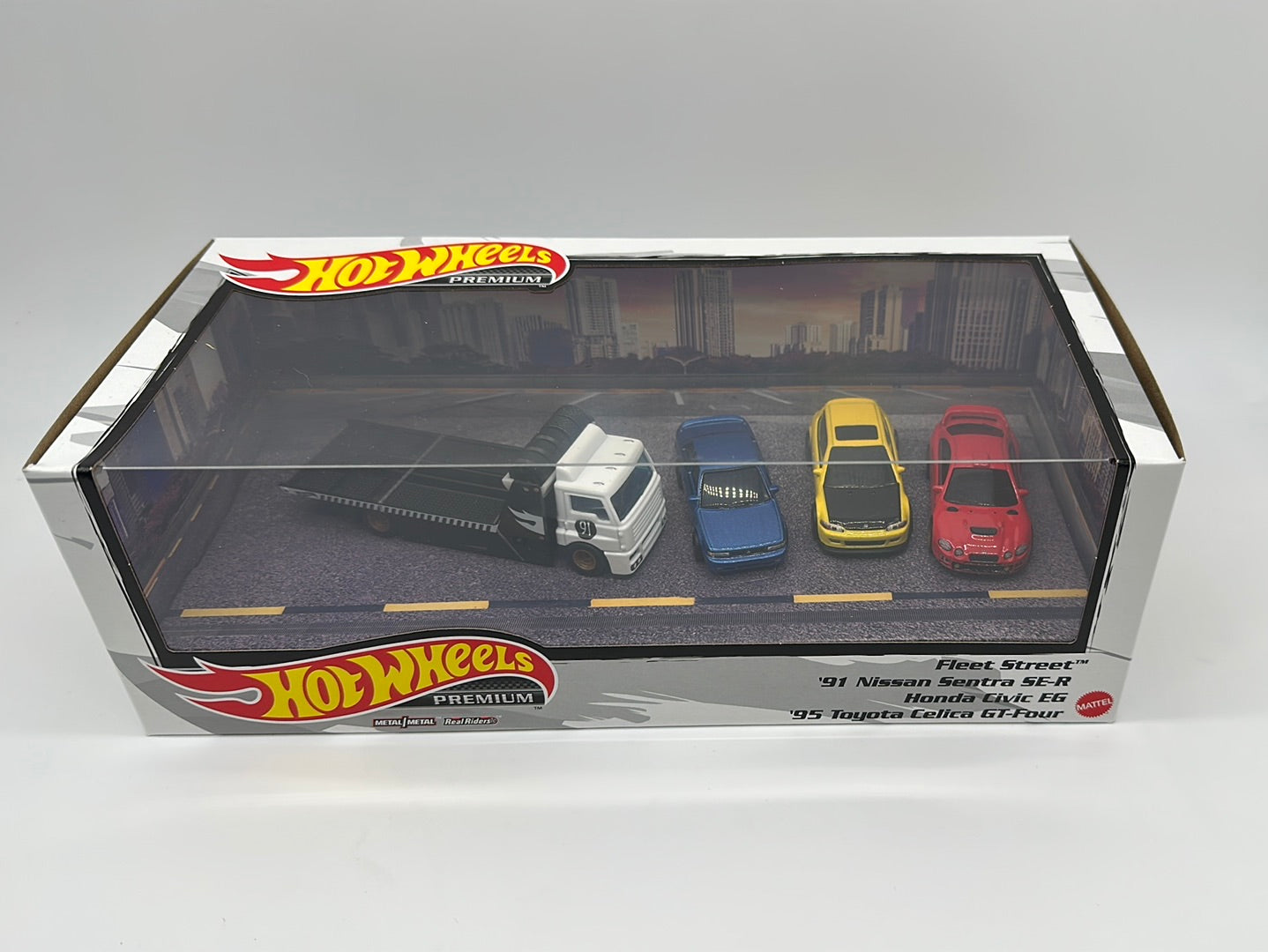 Hot Wheels - Fleet Street Premium Boxed Diorama Set