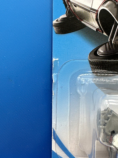 Hot Wheels 2019 Super Treasure Hunt - Back to the Future Time Machine (Delorean) - Hover Mode