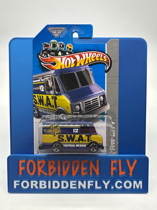 Hot Wheels 2013 Regular Treasure Hunt - Combat Medic