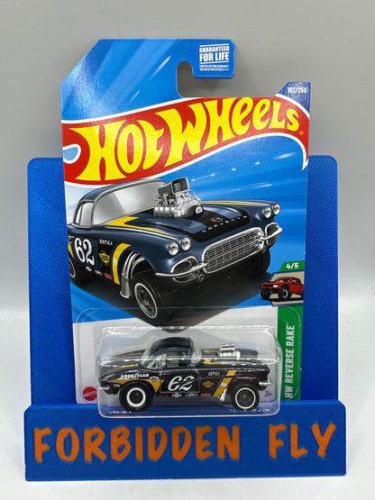 Hot Wheels 2025 J Case Super Treasure Hunt - ‘62 Corvette Gasser