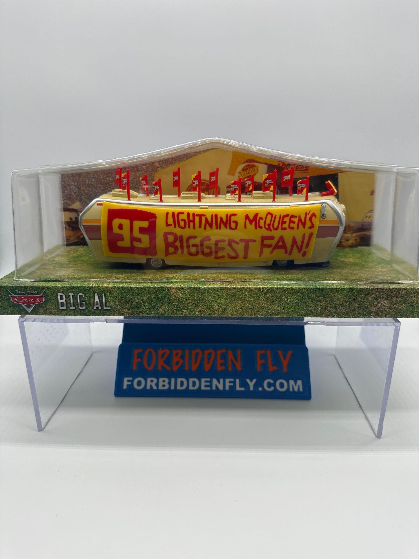 Disney Pixar Cars Movie - 2015 D23 Convention Exclusive - Big Al (Lightning McQueen’s Biggest Fan)