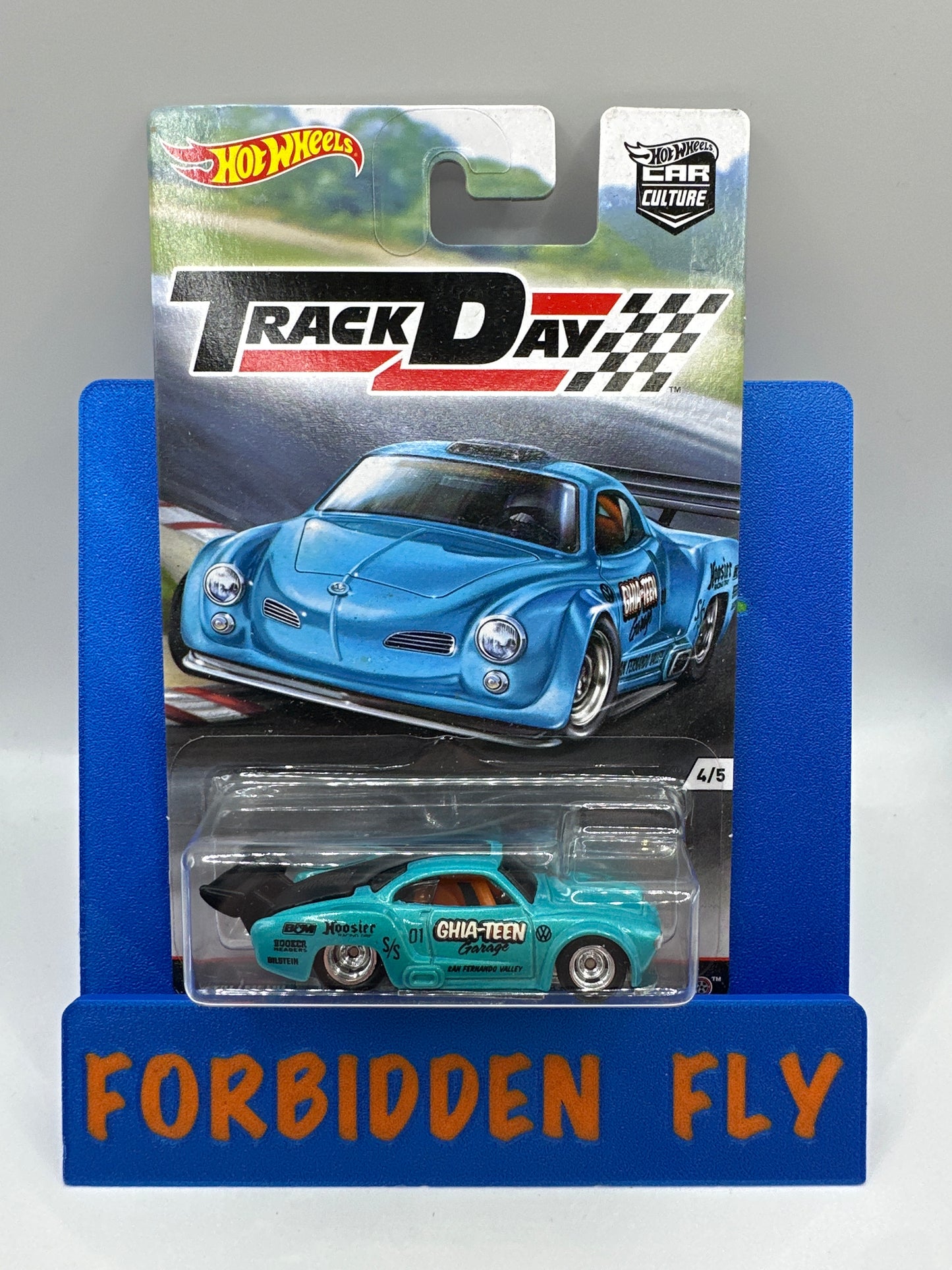 Hot Wheels Car Culture Premium - Track Day Series Single #4/5 - Volkswagen Karmann Ghia