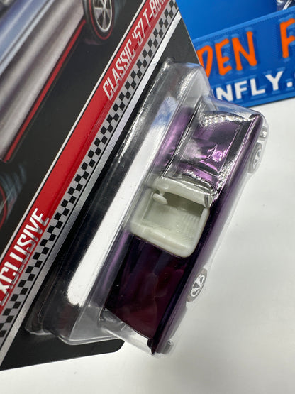 Hot Wheels RLC Red Line Club - 2012 Club Car Release - Classic ‘57 T-Bird - Purple (w/ Pin)