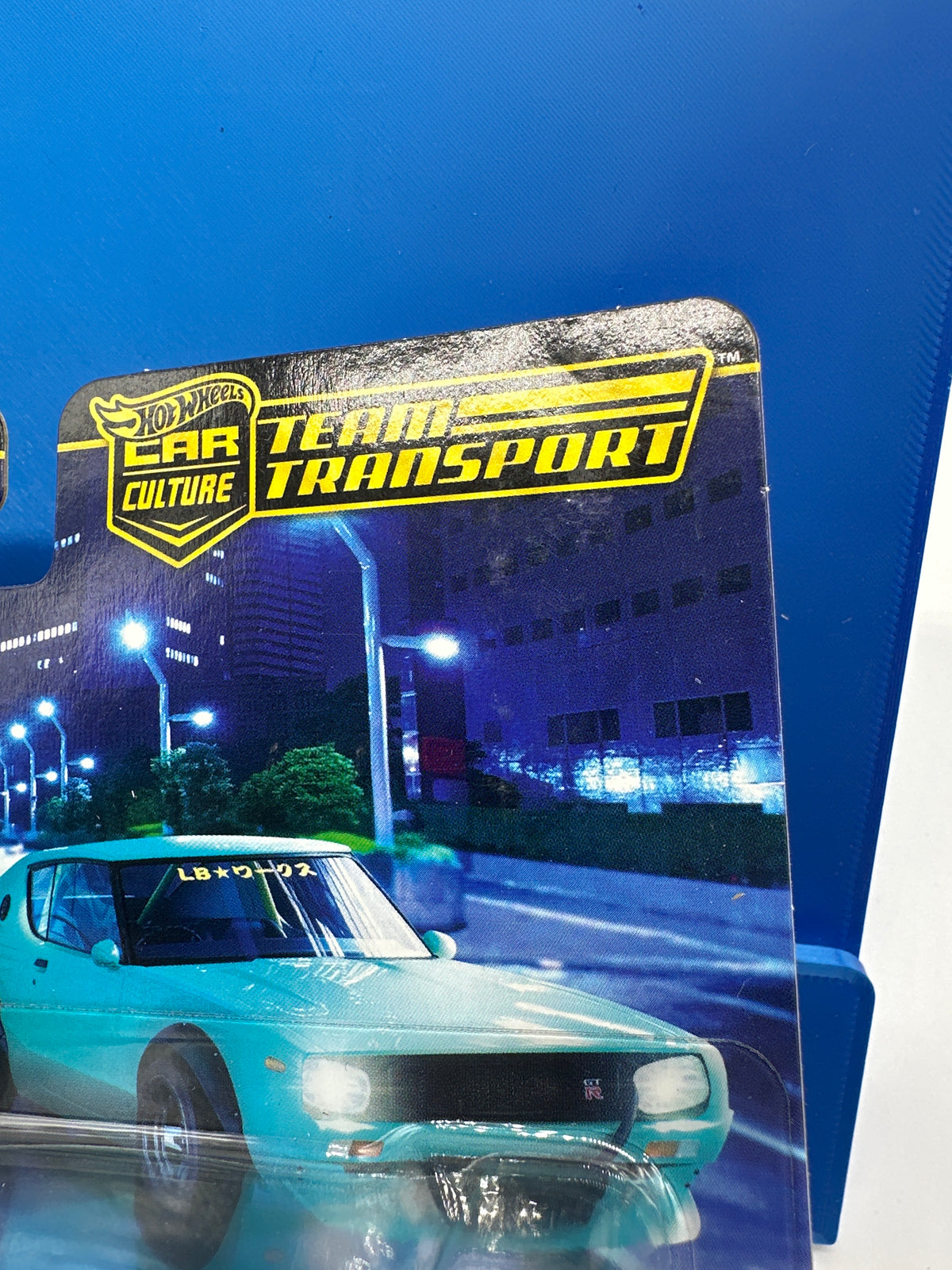 Hot Wheels Car Culture Team Transport - #69 - Nissan Skyline 2000 GT-R LBWK & Fleet Flyer