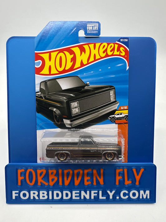 Hot Wheels 2025 Mainline - Hot Trucks - ‘83 Chevy Silverado - Gray