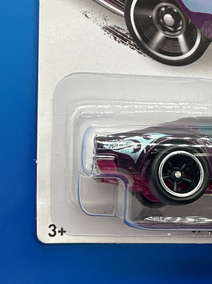 Hot Wheels 2014 Super Treasure Hunt - ‘69 Corvette