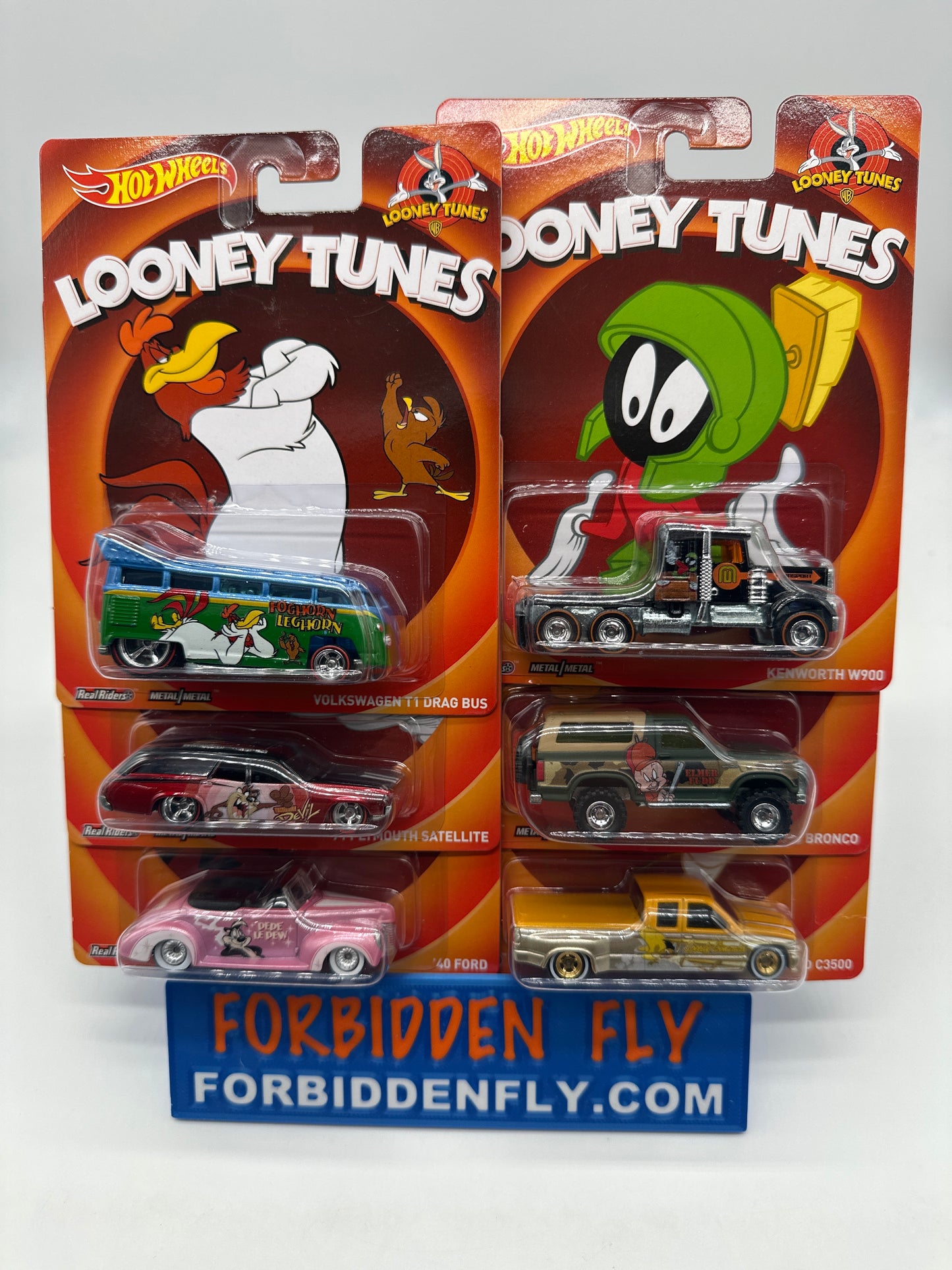 Hot Wheels Premium - Pop Culture 2013 Looney Tunes Series - Set of 6
