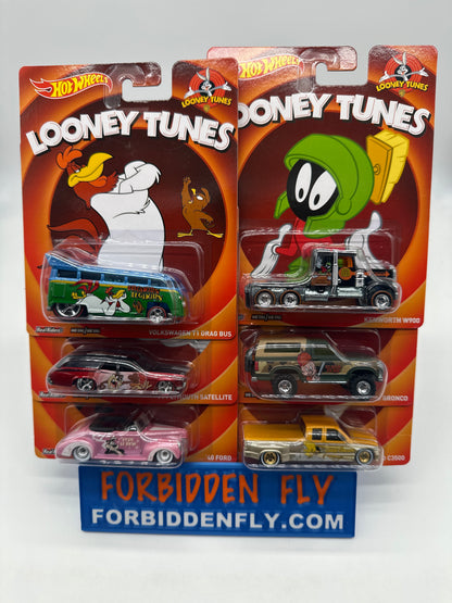 Hot Wheels Premium - Pop Culture 2013 Looney Tunes Series - Set of 6