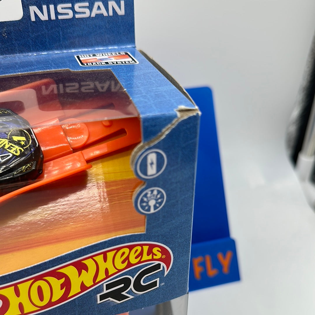 Hot Wheels RC - Remote Control Car - ‘17 Nissan GT-R (R35)