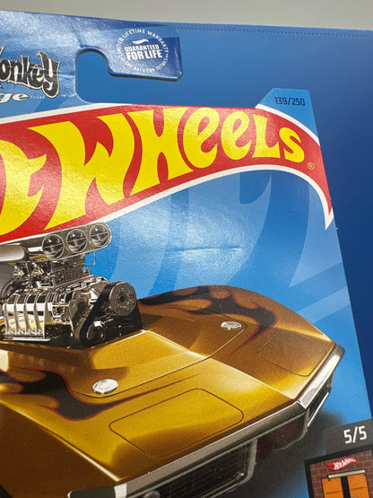Hot Wheels Super Treasure Hunt - 2023 G Case - ‘68 Corvette - Gas Monkey Garage