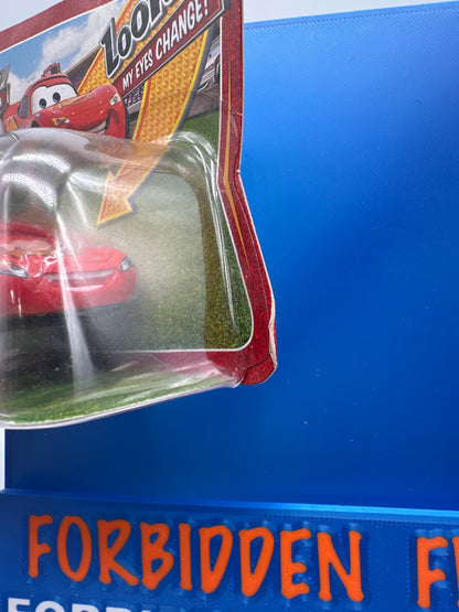 Disney Pixar Cars Movie - World Of Cars Short Card - Lightning McQueen - Lenticular Eye Changer