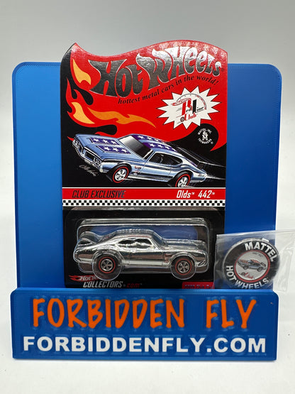 Hot Wheels RLC Red Line Club - 2005 Club Car Release - Olds 442 - Chrome & Blue Stripe (w/ Pin)