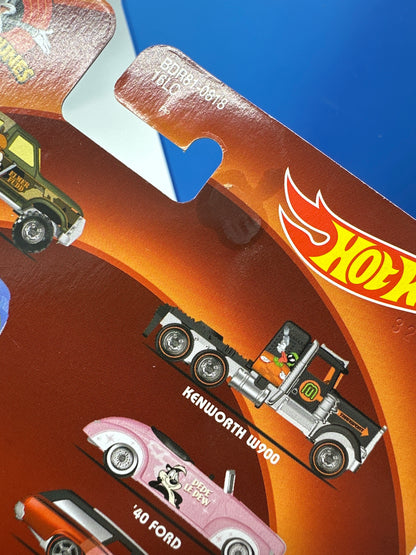 Hot Wheels Premium - Pop Culture 2013 Looney Tunes Series - Set of 6