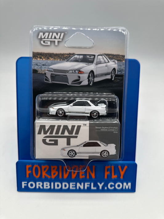 Mini GT Regular Release #1066 - Nissan Skyline GT-R (R32) VeilSide Combat C-1 - White