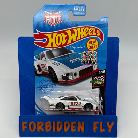 Hot Wheels 2021 Factory Stickered - Magnus Walker Porsche 935 - White