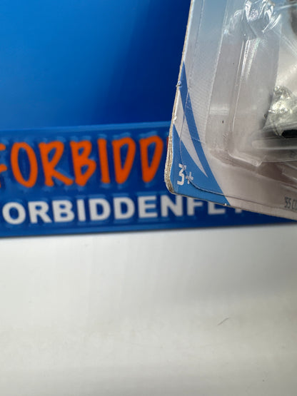 Hot Wheels Mainline - Factory Stickered 2018 - Exclusive Zamac Edition #2/18 - ‘55 Corvette