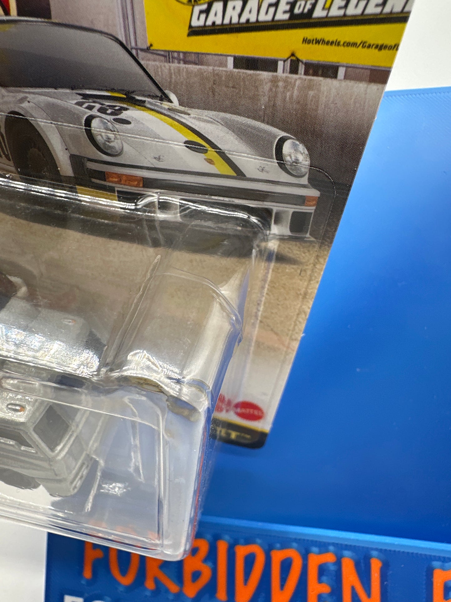 Hot Wheels Car Culture Team Transport - Wal Mart 2023 Legends Tour - Porsche 934.5 & Fleet Street