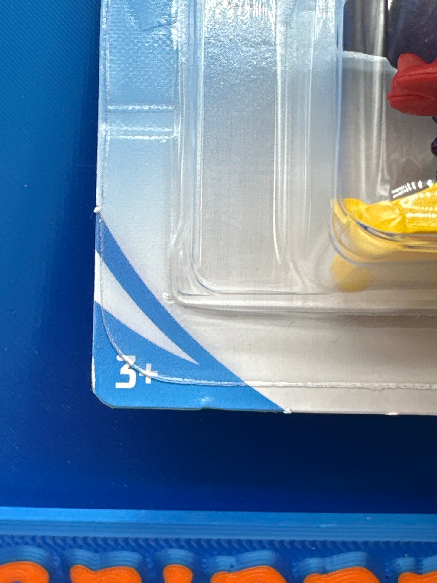 Hot Wheels Regular Treasure Hunt - Factory Stickered 2018 J Case - Kool Kombi