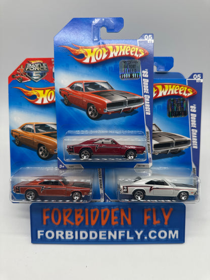 Hot Wheels Mainline - 2009 Factory Stickered - Muscle Mania Series - ‘69 Dodge Charger - Lot Of 3