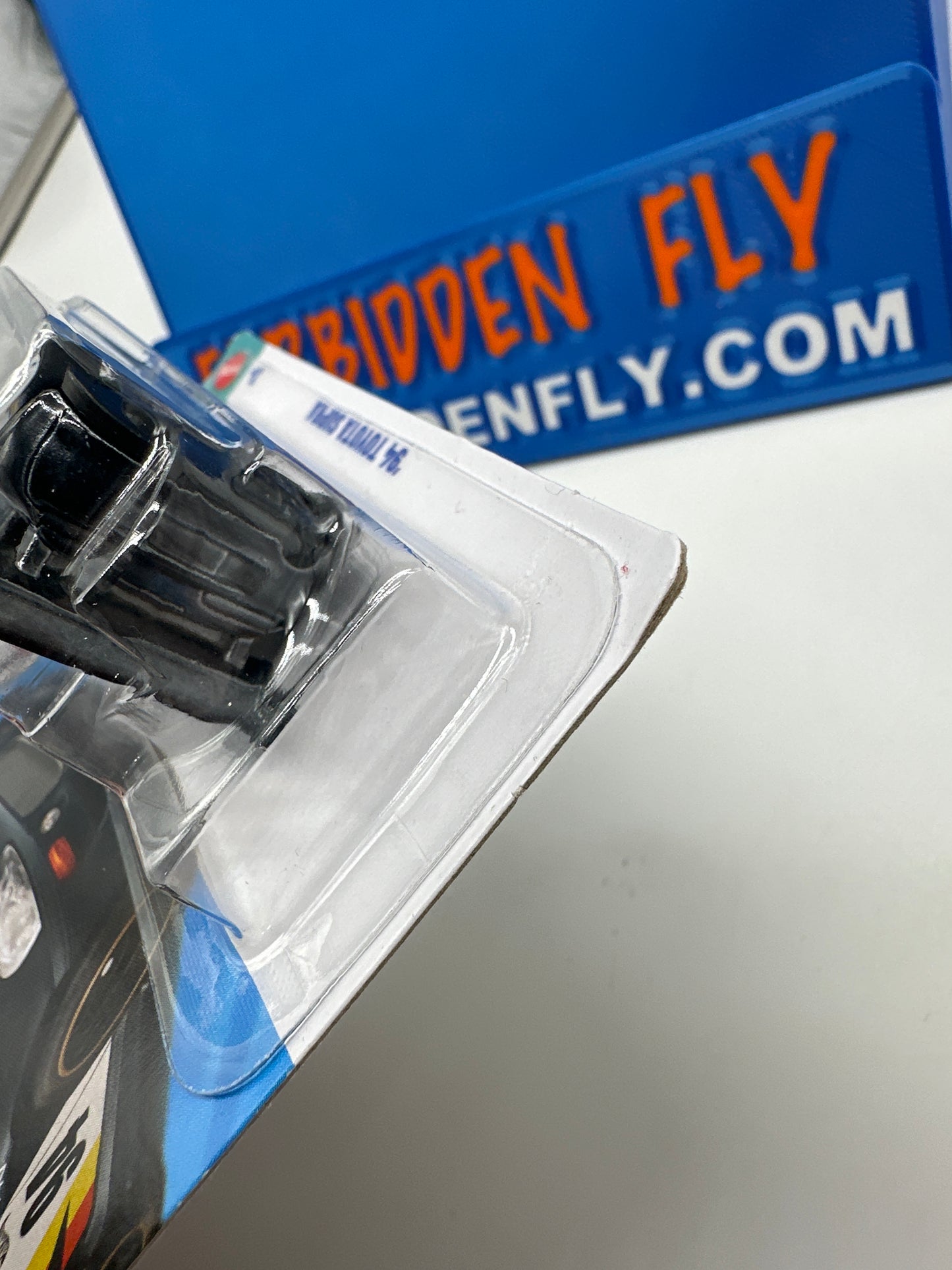 Hot Wheels Super Treasure Hunt - 2026 L Case - Tooned ‘94 Toyota Supra