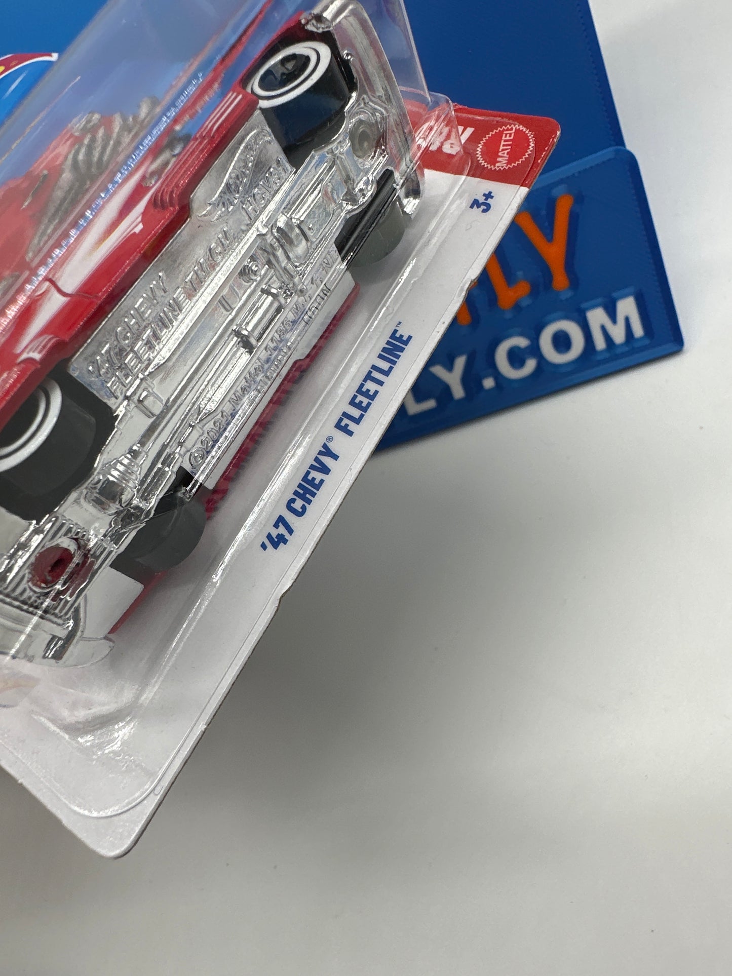 Hot Wheels Mainline - 2026 Exclusive Target Red Edition - ‘47 Chevy Fleetline