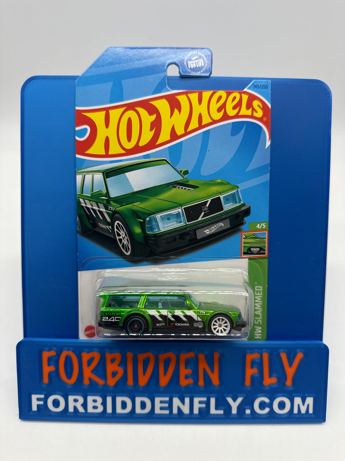Hot Wheels 2023 Q Case Super Treasure Hunt - Volvo 240 Drift Wagon - Green