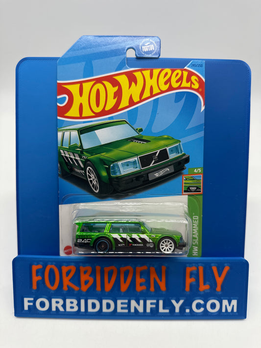 Hot Wheels 2023 Q Case Super Treasure Hunt - Volvo 240 Drift Wagon - Green