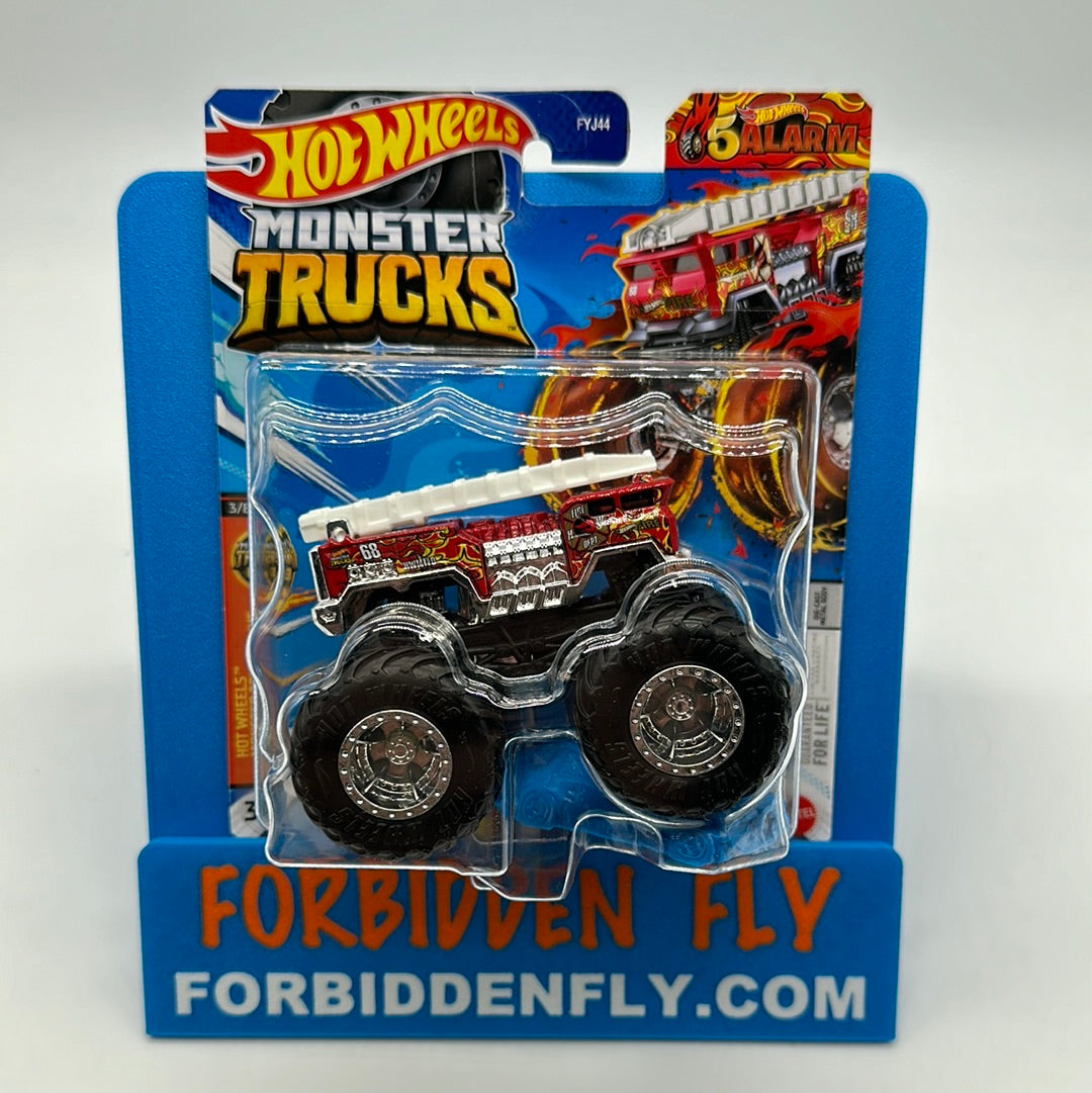 Hot Wheels Monster Trucks - w/ Connect and Crash Car - 5 Alarm