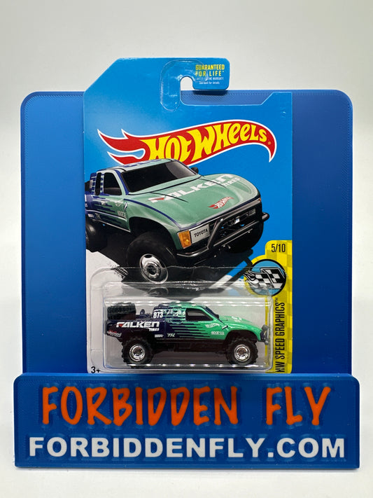 Hot Wheels Super Treasure Hunt - 2017 D Case - Toyota Off-Road Truck