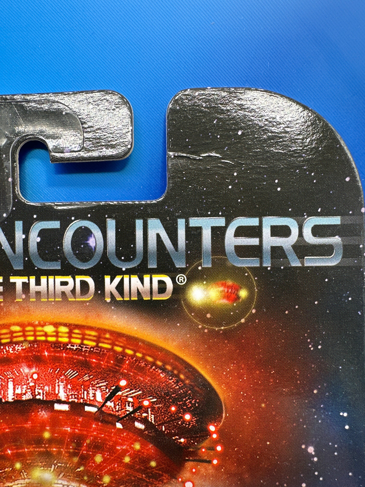 Hot Wheels 2015 Retro Entertainment Premium Single - Close Encounters Of The Third  Kind - Ford F-250 (Movie Reel Packaging)